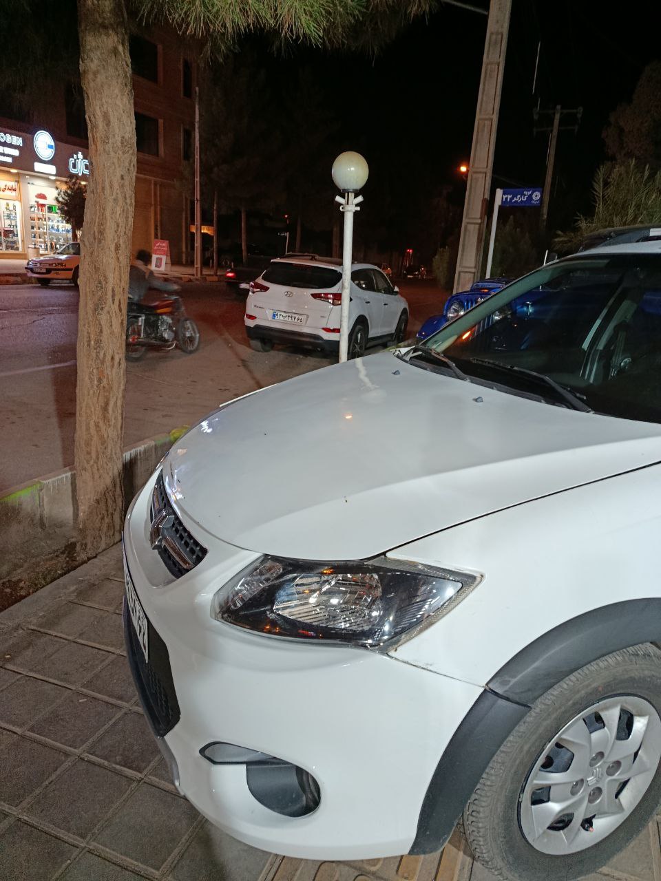 کوئیک R - سفید نقره ای - مدل 98 - کم کارکرد