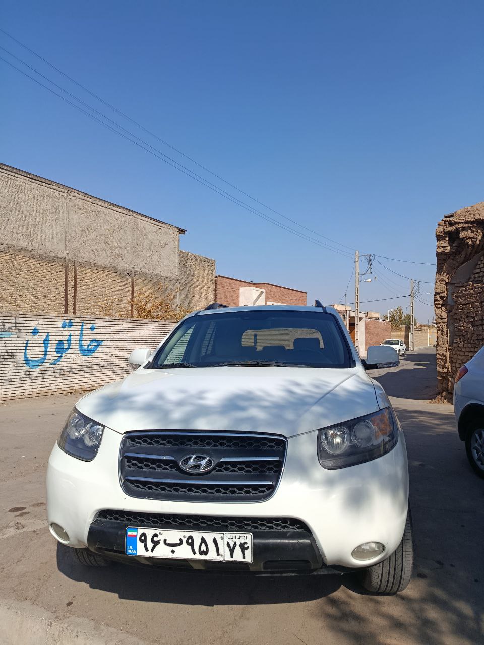سانتافه 2009 در حد - سفید - کم کارکرد - سالم - خوش قیمت