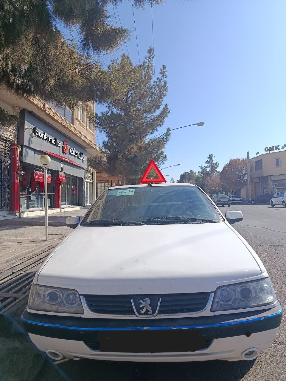 پژو 405 SLX  سفید مدل 89 اقتصادی